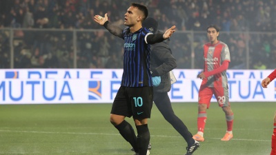 Serie A, l'Inter vince a Cremona e si conferma in testa; poker della Juventus a Parma