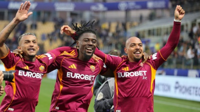 Serie A, Verona-Como 0-1, Cremonese-Pisa 3-0, Fiorentina-Genoa 0-0, Parma-Roma 2-3, Milan-Atalanta 2-3