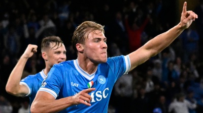 Serie A, il Napoli batte la Juve con la doppietta di Hojlund, partenopei di nuovo in vetta