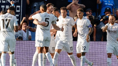 Serie A, partono bene Napoli e Roma; crolla subito il Milan, impresa Cremonese a san Siro
