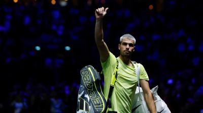 Sorpresa Alcaraz fuori a Parigi, Sinner può tornare n.1 