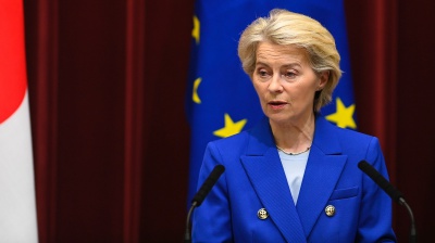 Storico accordo sui dazi tra Trump e von der Leyen, l'intesa al 15%, restano ombre sul futuro