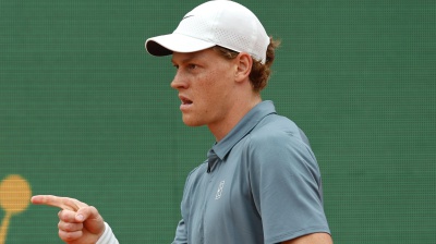 Tennis, Jannik Sinner vince il Masters 1000 di Montecarlo e torna numero uno al mondo