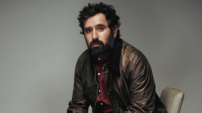 Tommaso Paradiso a Sanremo con "I romantici": tutto quello che c'è da sapere sulla canzone in gara al Festival 