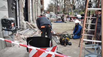 Tram deragliato a Milano, sempre più forte l'ipotesi dell'errore umano, il conducente forse usava il cellulare