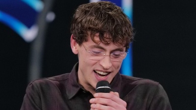 Tredici Pietro a Sanremo 2026 con "Uomo che cade": testo e significato del brano