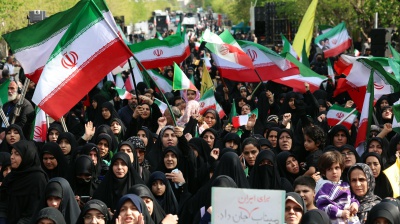 Tregua in Medio Oriente: due settimane per trovare un accordo. Rimbalzano le borse e crolla il petrolio