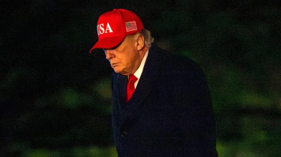 Trump, attacco frontale al Papa: "E' debole e pessimo, si dia una regolata. Senza di me alla casa Bianca, lui non sarebbe in Vaticano"