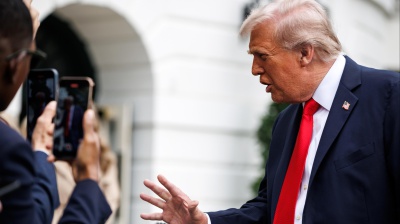 Trump e Xi verso un vertice in Corea del Sud tra tensioni geopolitiche e sfide commerciali