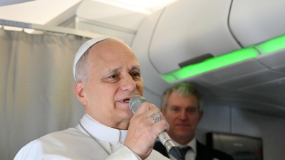 Trump, le proteste di Cei e politica per gli attacchi a Papa Leone XIV. Ma il centrosinistra accusa Meloni