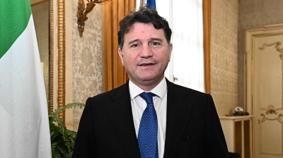 Una donna ha denunciato il senatore di FI Francesco Silvestro,  sostenendo di essere stata costretta a subire un atto sessuale 