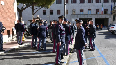 Una donna in fuga da Livorno con i due figli, avuti da due uomini diversi, potrebbe essere in viaggio per la Romania
