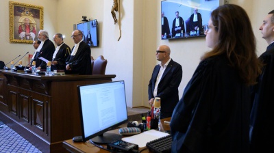 Vaticano: il processo per la gestione dei fondi azzerato, va rifatto per errori procedurali