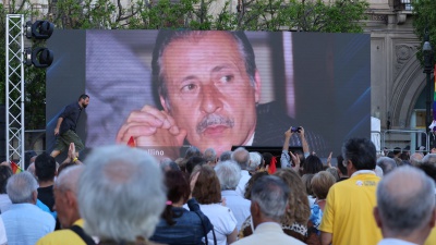 Via D’Amelio, 33 anni dopo l’Italia non dimentica: Paolo Borsellino e i 5 agenti della scorta eroi che vivono nel ricordo
