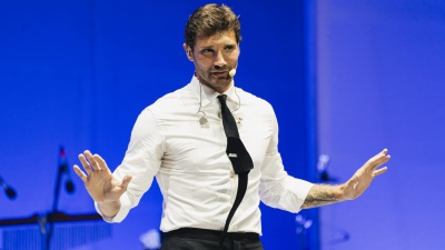 Video intimi rubati a Stefano De Martino, la procura di Roma apre una inchiesta