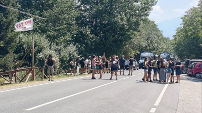 Vietato il campeggio No Tav in Val di Susa, gli antagonisti non cedono