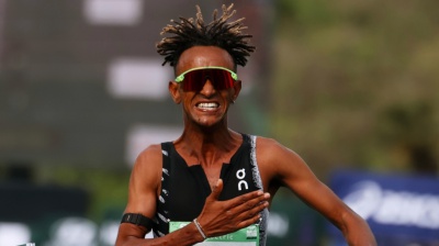 Yeman Crippa trionfa a Parigi, storica vittoria italiana nella maratona tra record e consacrazione