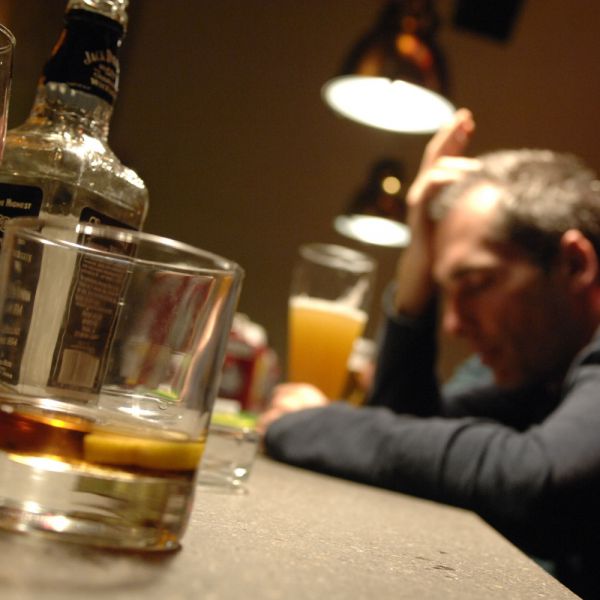 Pericolo alcol per 8,6 milioni di italiani, allerta giovani
