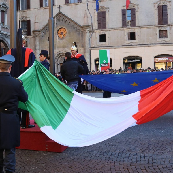 226 Anni Dalladozione Della Bandiera Tricolore Mattarella Simbolo Unita E Indivisibilita 3893