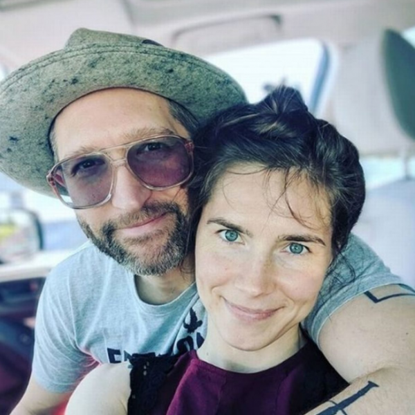 Amanda Knox lancia raccolta fondi per sposarsi
