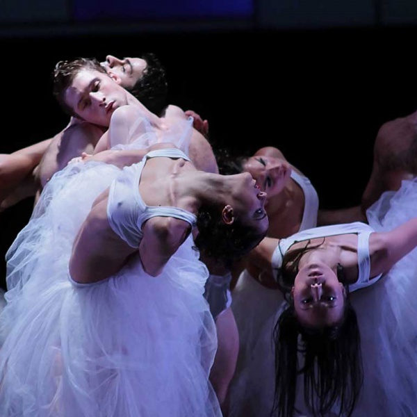 Aterballetto tra Ligabue e piccoli gioielli