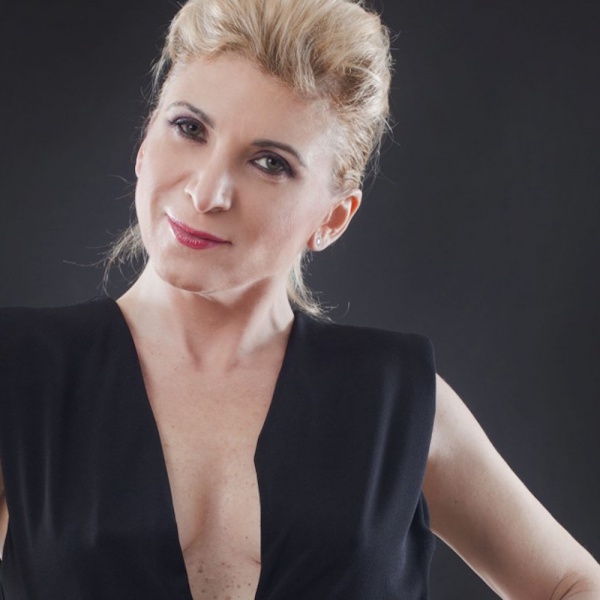 Barbara Foria torna in teatro con Eu…foria!