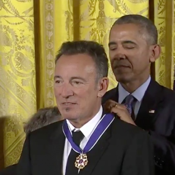 Bruce Springsteen, Obama Gli Consegna La Presidential Medal Of Freedom