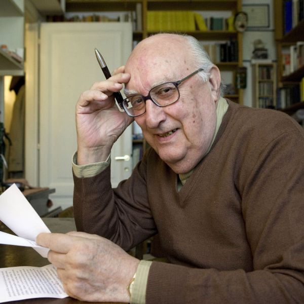 Camilleri, condizioni stazionarie ma critiche