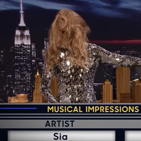 Celine Dion imitatrice perfetta di Sia e Rihanna