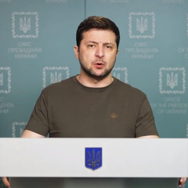 Ucraina, Volodymyr Zelensky, Da Attore Comico A Presidente Eroe In ...