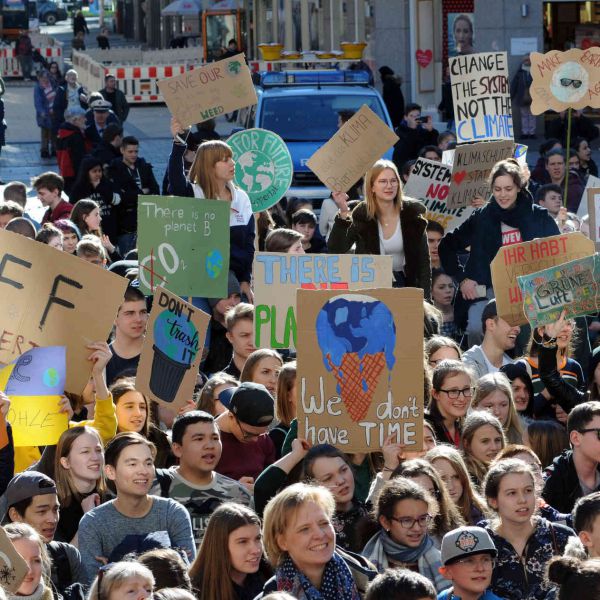 Clima, Fridays for Future Italia, Governo dichiari emergenza