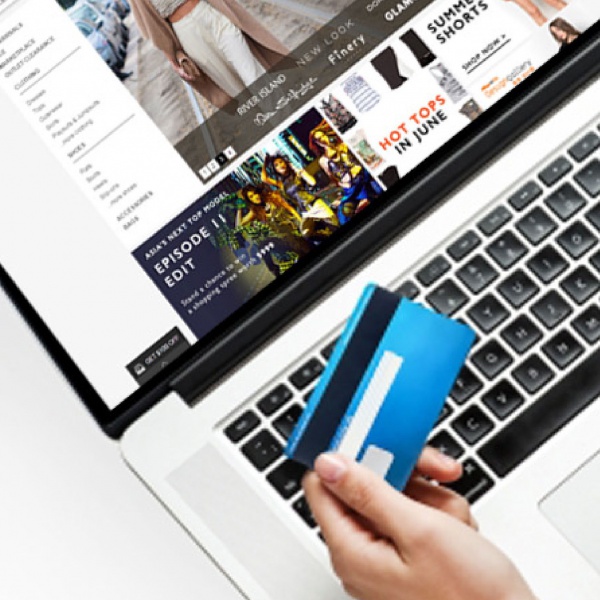 Da domani shopping online in tutta Ue senza limitazioni
