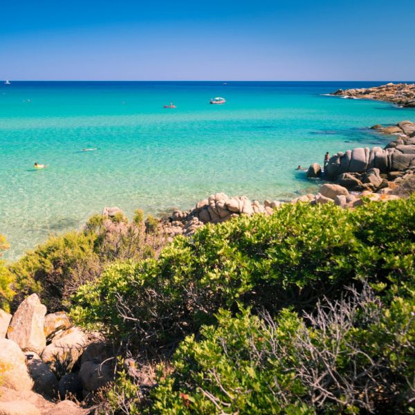 Ecco le località con il mare più bello e le spiagge plastic free