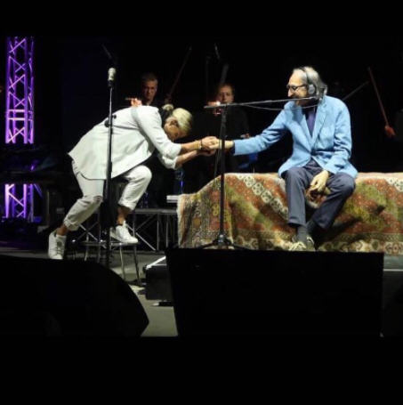 Emma e Franco Battiato cantano Jacques Brel