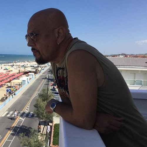Enrico Ruggeri, stop al tour per motivi di salute