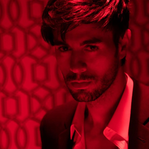 Enrique Iglesias: "Sogno di duettare con Eros Ramazzotti"