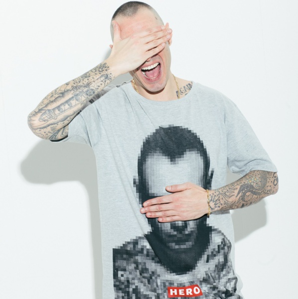 Fabri Fibra a sorpresa lancia "Luna" con Mahmood