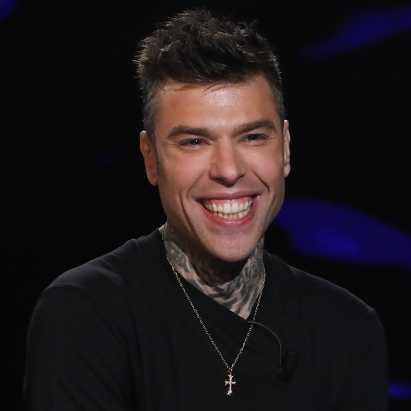 Fedez E La Nuova Ragazza: Chi è E Quanti Anni Ha? Visti Mano Nella Mano ...