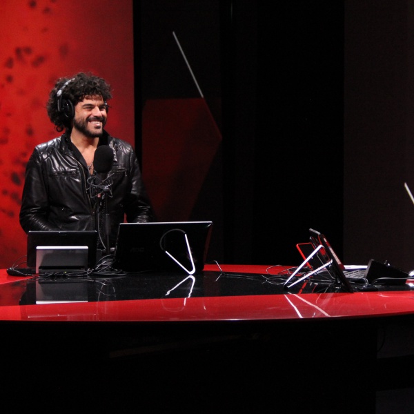 Francesco Renga a RTL 102.5: "Che bello cantare con i fan!"