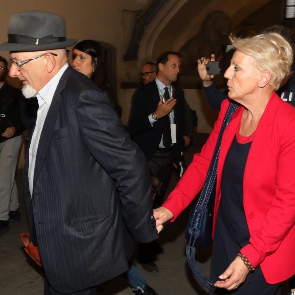 Genitori Renzi, il pm dà parere negativo sulla revoca dei domiciliari