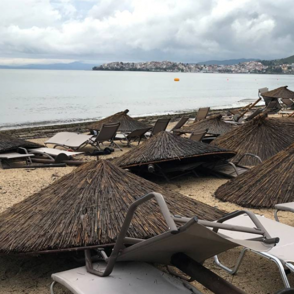 Grecia, maltempo, 6 turisti morti e 30 almeno feriti