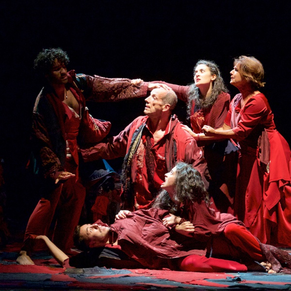 Human, Lella Costa a teatro tra migrazione e umanità