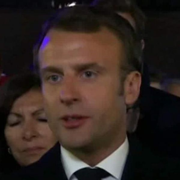 Incendio di Notre Dame, Macron, da domani la ricostruiremo