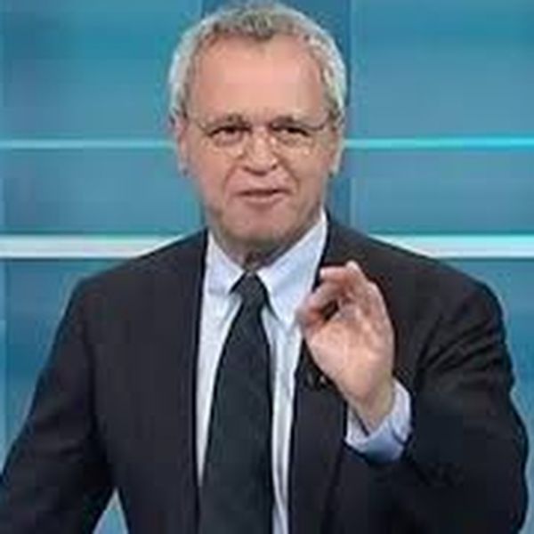 Incendio negli studi di LA7, Mentana interrompe il tg
