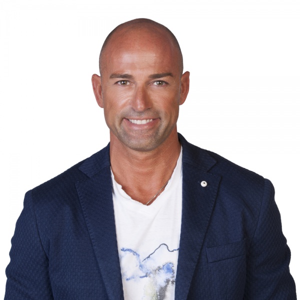 Isola dei Famosi, Stefano Bettarini è il nuovo inviato