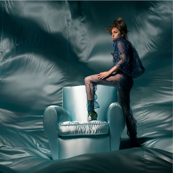 Lady Gaga a sorpresa lancia il singolo "The Cure"