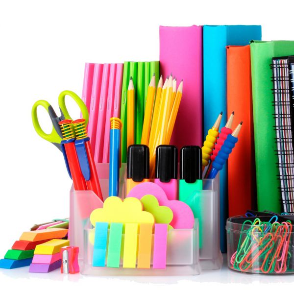 Las Vegas, multe pagabili con materiale scolastico