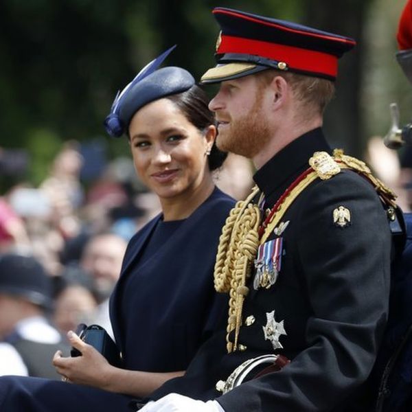 Londra, militari sfilano per compleanno Regina