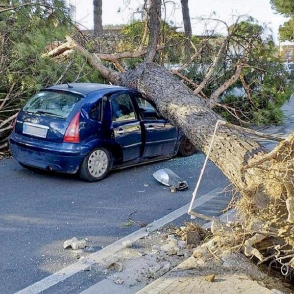Maltempo, torna l'inverno, tre morti nel Lazio