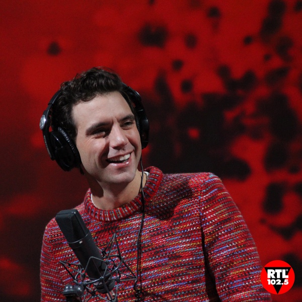 MIKA a RTL 102.5: "Stasera a Casa Mika solo serenità"